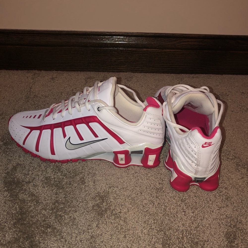 Nike gym shoes